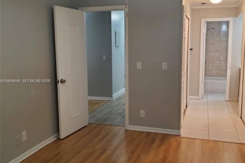 Copropriété à louer à Tamarac, Floride: 1 chambre, 69.31 m2 № 2076541 - photo 5