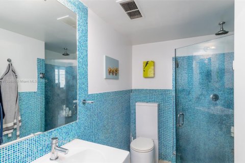 Copropriété à vendre à Miami Beach, Floride: 2 chambres, 130.34 m2 № 1709622 - photo 9