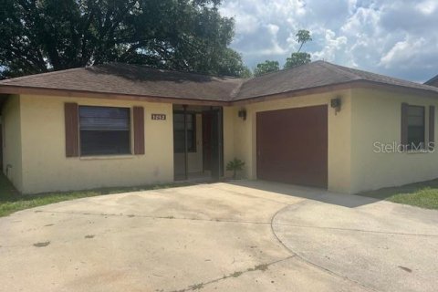 Villa ou maison à Sarasota, Floride 2 chambres, 82.5 m2 № 2404739