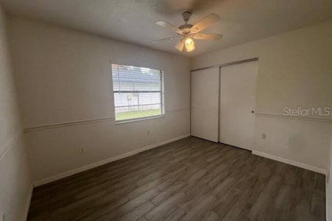 Villa ou maison à louer à Sarasota, Floride: 2 chambres, 82.5 m2 № 2404739 - photo 8