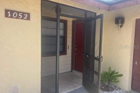 Villa ou maison à louer à Sarasota, Floride: 2 chambres, 82.5 m2 № 2404739 - photo 2