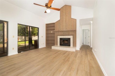 Casa en venta en Winter Springs, Florida, 4 dormitorios, 243.4 m2 № 1797871 - foto 10