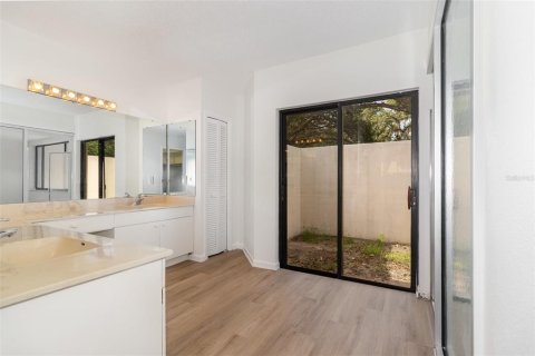 Casa en venta en Winter Springs, Florida, 4 dormitorios, 243.4 m2 № 1797871 - foto 22