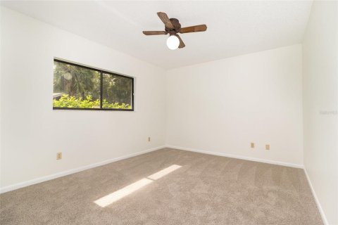 Casa en venta en Winter Springs, Florida, 4 dormitorios, 243.4 m2 № 1797871 - foto 24