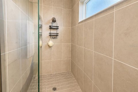 Villa ou maison à louer à Clermont, Floride: 4 chambres, 249.72 m2 № 2358110 - photo 10