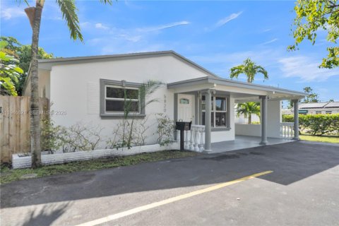 Propiedad comercial en venta en Hollywood, Florida № 2005991 - foto 24