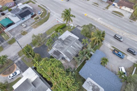 Propiedad comercial en venta en Hollywood, Florida № 2005991 - foto 14