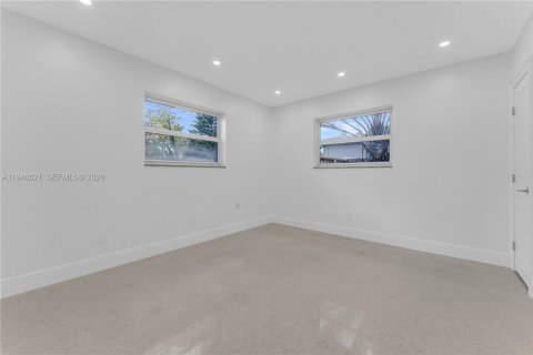 Propiedad comercial en venta en Hollywood, Florida № 2005991 - foto 29