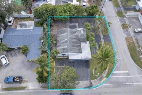 Propiedad comercial en venta en Hollywood, Florida № 2005991 - foto 2