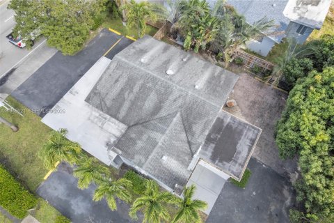 Propiedad comercial en venta en Hollywood, Florida № 2005991 - foto 16