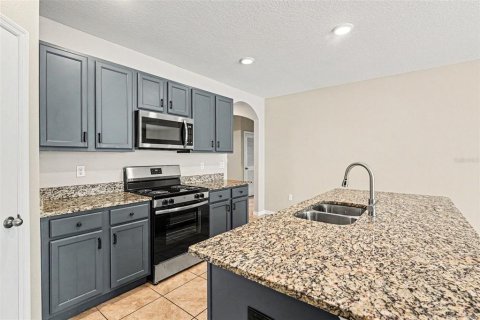 Casa en venta en Winter Haven, Florida, 4 dormitorios, 171.96 m2 № 2101636 - foto 8
