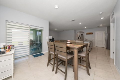 Villa ou maison à vendre à Saint Cloud, Floride: 3 chambres, 155.7 m2 № 2339296 - photo 8