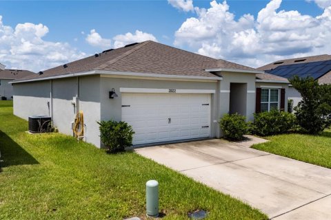 Villa ou maison à vendre à Saint Cloud, Floride: 3 chambres, 155.7 m2 № 2339296 - photo 3