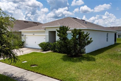 Villa ou maison à vendre à Saint Cloud, Floride: 3 chambres, 155.7 m2 № 2339296 - photo 4