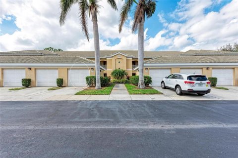 Copropriété à louer à Bradenton, Floride: 2 chambres, 125.05 m2 № 2303326 - photo 3