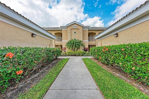 Copropriété à louer à Bradenton, Floride: 2 chambres, 125.05 m2 № 2303326 - photo 4