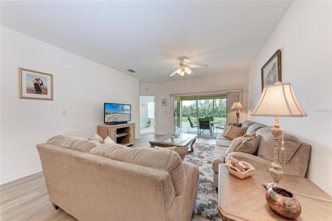 Copropriété à louer à Bradenton, Floride: 2 chambres, 125.05 m2 № 2303326 - photo 9