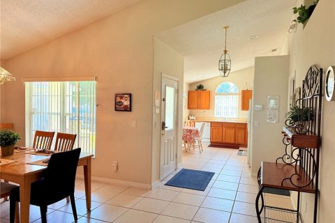 House in Kissimmee, Florida 4 bedrooms, 167.22 sq.m. № 1129991 - photo 18