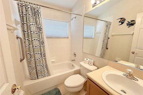House in Kissimmee, Florida 4 bedrooms, 167.22 sq.m. № 1129991 - photo 20