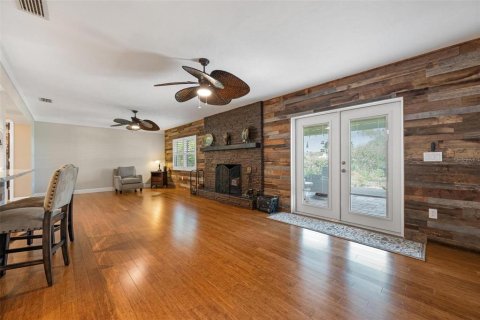 Villa ou maison à vendre à Sarasota, Floride: 2 chambres, 156.54 m2 № 2416637 - photo 21