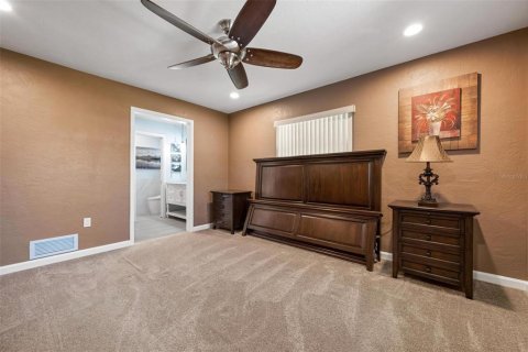 Villa ou maison à vendre à Sarasota, Floride: 2 chambres, 156.54 m2 № 2416637 - photo 24