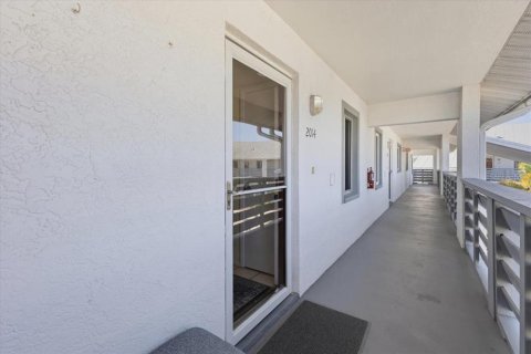 Copropriété à vendre à Englewood, Floride: 2 chambres, 101.45 m2 № 2202217 - photo 2