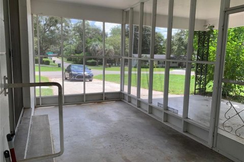 House in Ocala, Florida 3 bedrooms, 129.32 sq.m. № 2229180 - photo 18