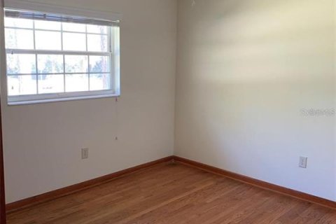 House in Ocala, Florida 3 bedrooms, 129.32 sq.m. № 2229180 - photo 9