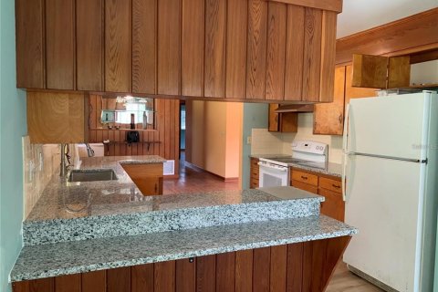 House in Ocala, Florida 3 bedrooms, 129.32 sq.m. № 2229180 - photo 15