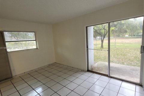 Condominio en alquiler en Miramar, Florida, 2 dormitorios, 77.29 m2 № 1986566 - foto 21
