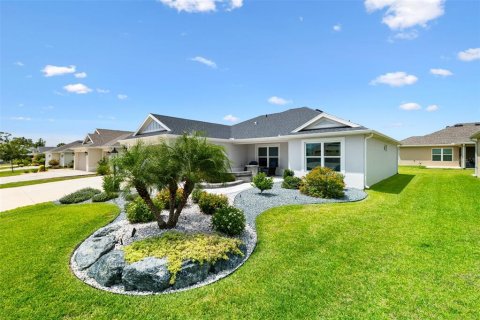 House in The Villages, Florida 3 bedrooms, 147.16 sq.m. № 1876160 - photo 3