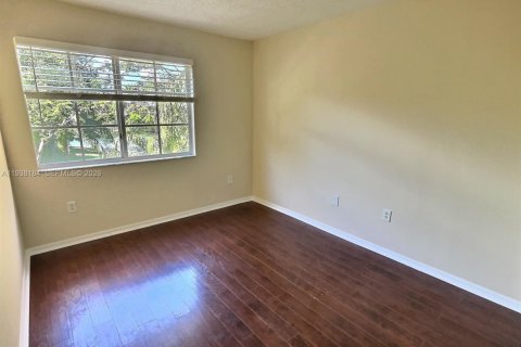 Copropriété à louer à Miramar, Floride: 2 chambres, 78.97 m2 № 1996421 - photo 17