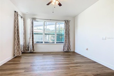 Купить виллу или дом в Пайнсиана, Флорида 8 комнат, 214.33м2, № 1561854 - фото 20