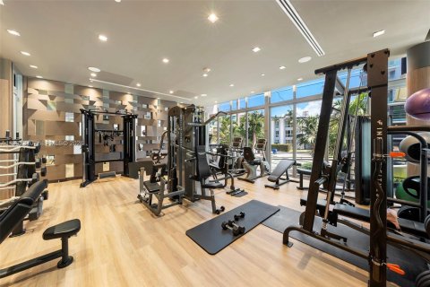 Condominio en venta en Bay Harbor Islands, Florida, 2 dormitorios, 115.11 m2 № 2045540 - foto 28