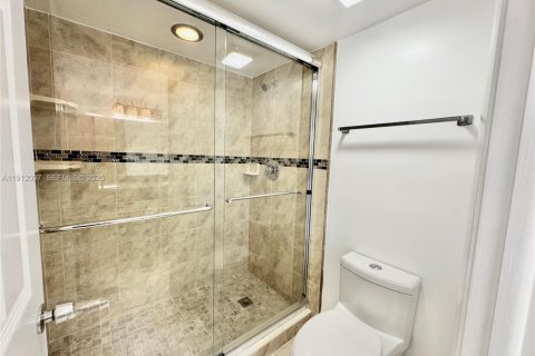 Снять в аренду кондоминиум в Санрайз, Флорида 2 спальни, 100.33м2, № 1968008 - фото 20