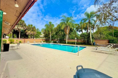 Copropriété à louer à Sunrise, Floride: 2 chambres, 100.33 m2 № 1968008 - photo 17