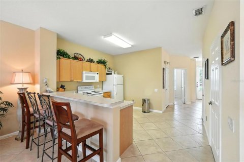 Adosado en venta en Kissimmee, Florida, 3 dormitorios, 133.78 m2 № 1798266 - foto 11