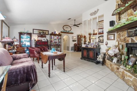 Купить виллу или дом в Гудзон, Флорида 15 комнат, 297.29м2, № 2149078 - фото 21