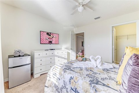 Casa en venta en Kissimmee, Florida, 6 dormitorios, 291.9 m2 № 2391466 - foto 22