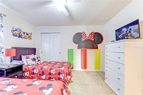Casa en venta en Kissimmee, Florida, 6 dormitorios, 291.9 m2 № 2391466 - foto 17