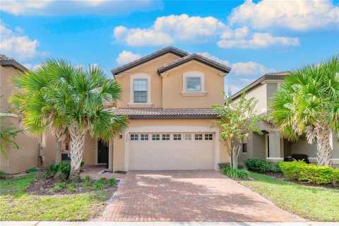 Casa en Kissimmee, Florida 6 dormitorios, 291.9 m2 № 2391466