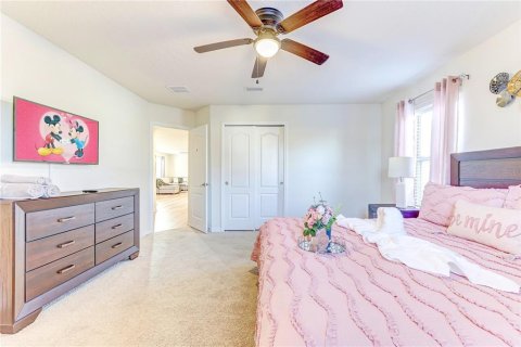 Casa en venta en Kissimmee, Florida, 6 dormitorios, 291.9 m2 № 2391466 - foto 15