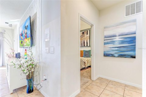 Casa en venta en Kissimmee, Florida, 6 dormitorios, 291.9 m2 № 2391466 - foto 27