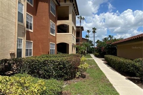 Condominio en venta en Orlando, Florida, 1 dormitorio, 78.04 m2 № 1307768 - foto 2