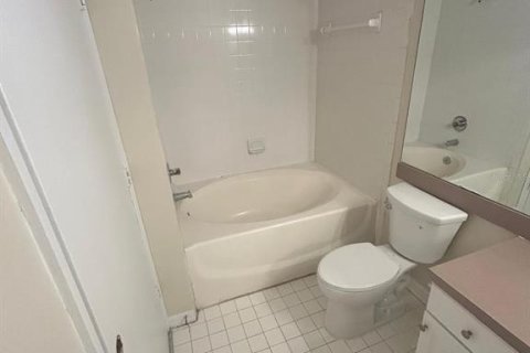 Condominio en venta en Orlando, Florida, 1 dormitorio, 78.04 m2 № 1307768 - foto 11