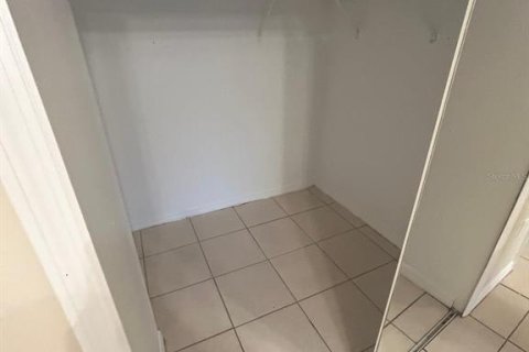 Condominio en venta en Orlando, Florida, 1 dormitorio, 78.04 m2 № 1307768 - foto 14