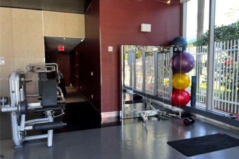 Condominio en alquiler en Hallandale Beach, Florida, 3 dormitorios, 161.37 m2 № 1950325 - foto 26