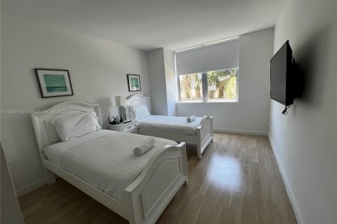 Condominio en alquiler en Hallandale Beach, Florida, 3 dormitorios, 161.37 m2 № 1950325 - foto 17