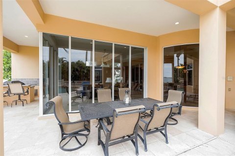 House in Sarasota, Florida 5 bedrooms, 560.67 sq.m. № 2233453 - photo 21
