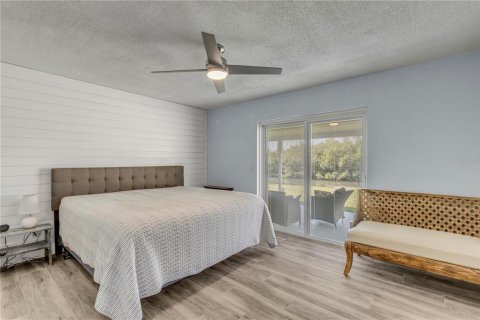 House in New Smyrna Beach, Florida 3 bedrooms, 172.8 sq.m. № 2210886 - photo 10